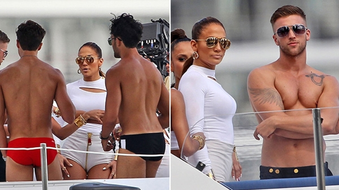 Jennifer Lopez: Σέξι πόζες και φλερτ στα γυρίσματα του νέου της βιντεοκλίπ